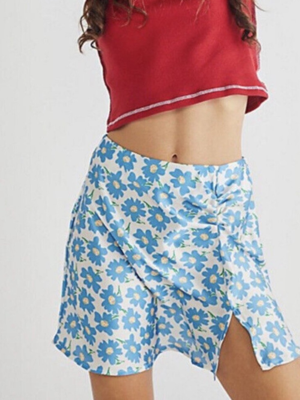 Free People Blue Daisy Print Satin Mini Skirt Ruched Slit Size 8